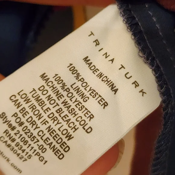 TRINA TURK Stellar Surplice V Neck Multi Striped Top Asymmetrical Hem Size Med - Picture 11 of 11